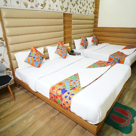 Hotel Delhi Darshan Deluxe-By Rsl Hospitality Нью-Делі Екстер'єр фото