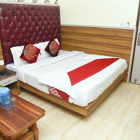 Hotel Delhi Darshan Deluxe-By Rsl Hospitality Нью-Делі Екстер'єр фото
