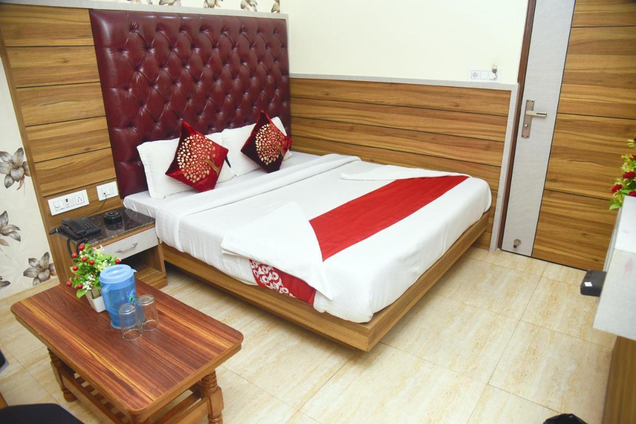 Hotel Delhi Darshan Deluxe-By Rsl Hospitality Нью-Делі Екстер'єр фото