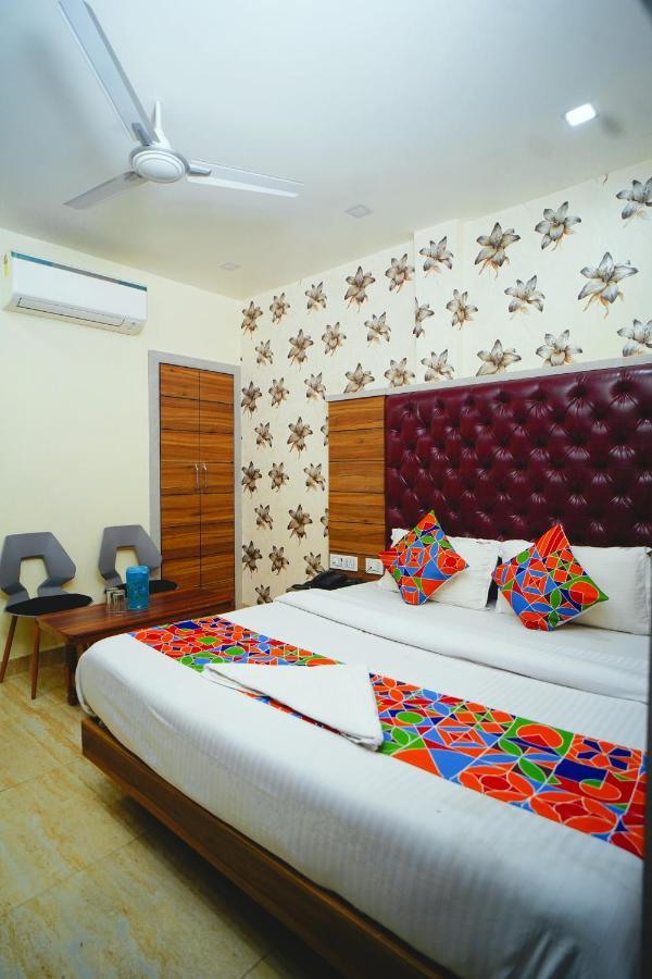 Hotel Delhi Darshan Deluxe-By Rsl Hospitality Нью-Делі Екстер'єр фото
